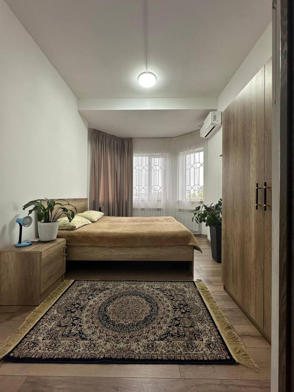 Amanat Guest House Biskek Kültér fotó